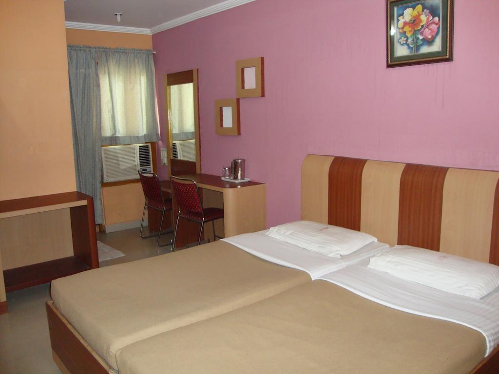 Hotel Bari International Bhuvanéšvar Pokoj fotografie