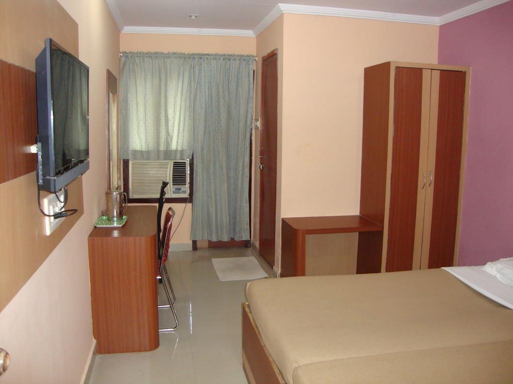 Hotel Bari International Bhuvanéšvar Pokoj fotografie